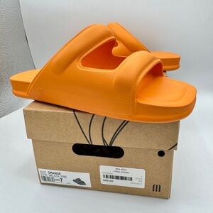 NWT Melissa Free Grow Orange Sandals Slides , brand new in box , EVA , vegan